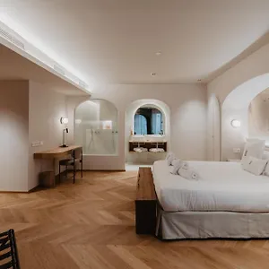 Petit Luxe ホテル